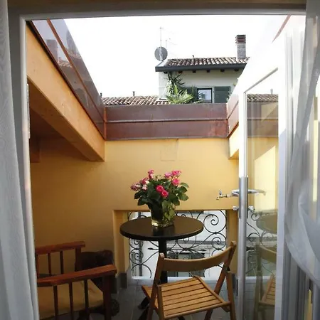 Juliet's Nest In